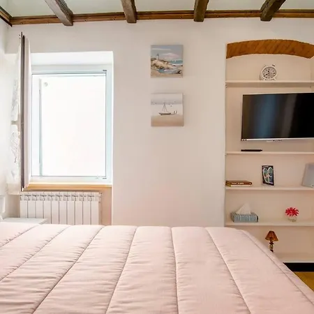 Apartment La Casa Delle Rondini
